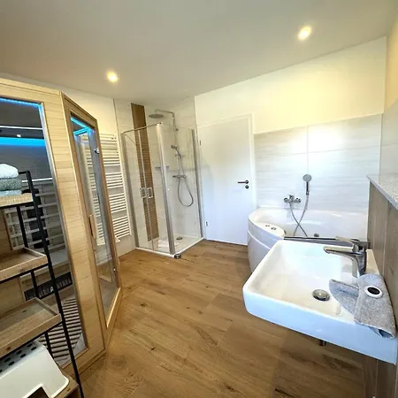 Casa vacanze Wellnesshaus Loewenzahn Auf Dem Ostsee-erlebnishof Mit Art-sauna & Whrilwanne *